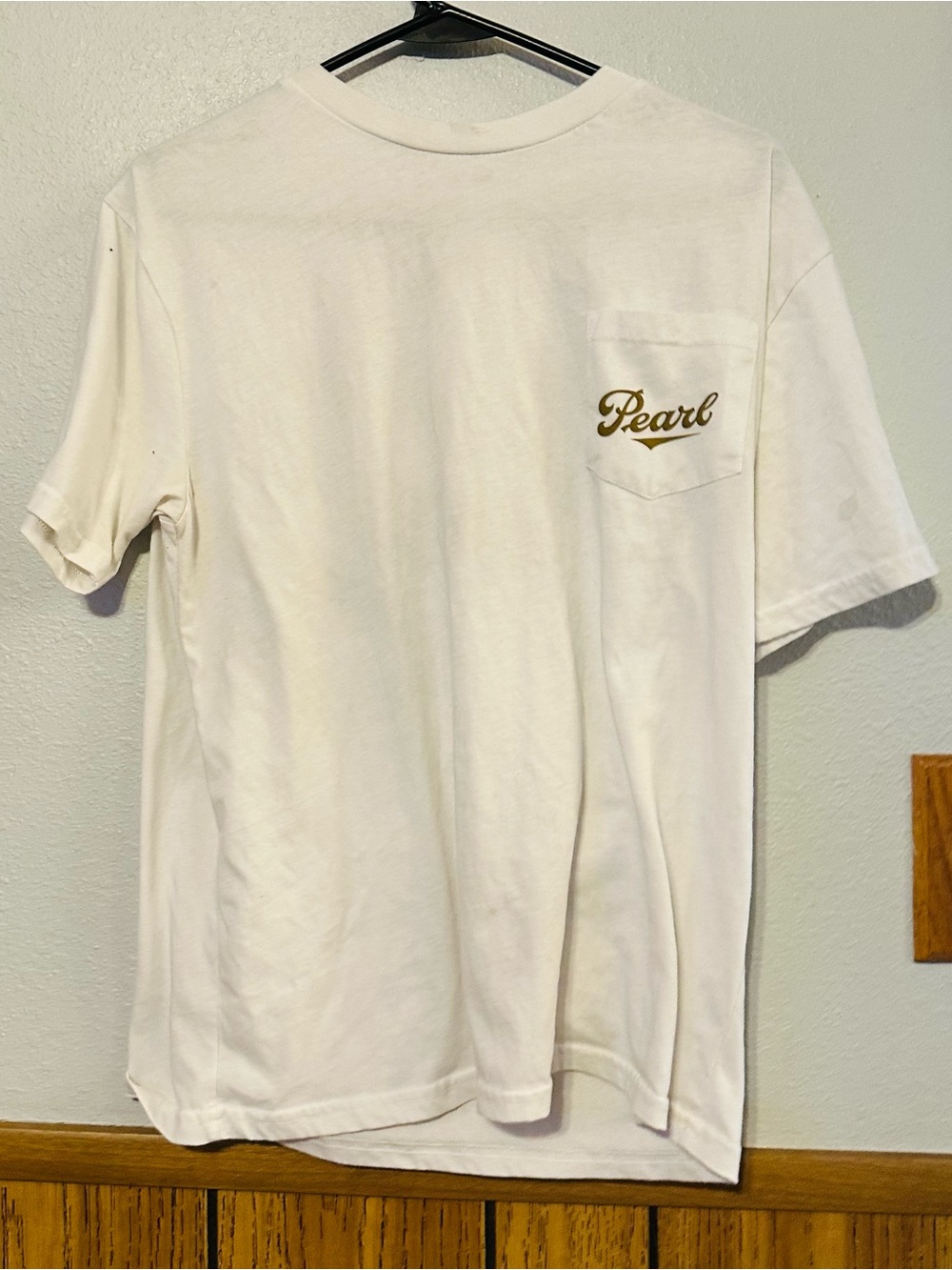 HOOEY Pearl Men's size MEDIUM White Pocket T-Shirt